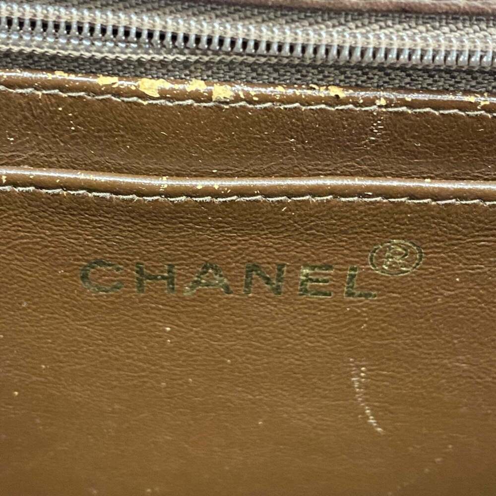 CHANEL Brown Lambskin Leather Shoulder Bag - Picture 5 of 12